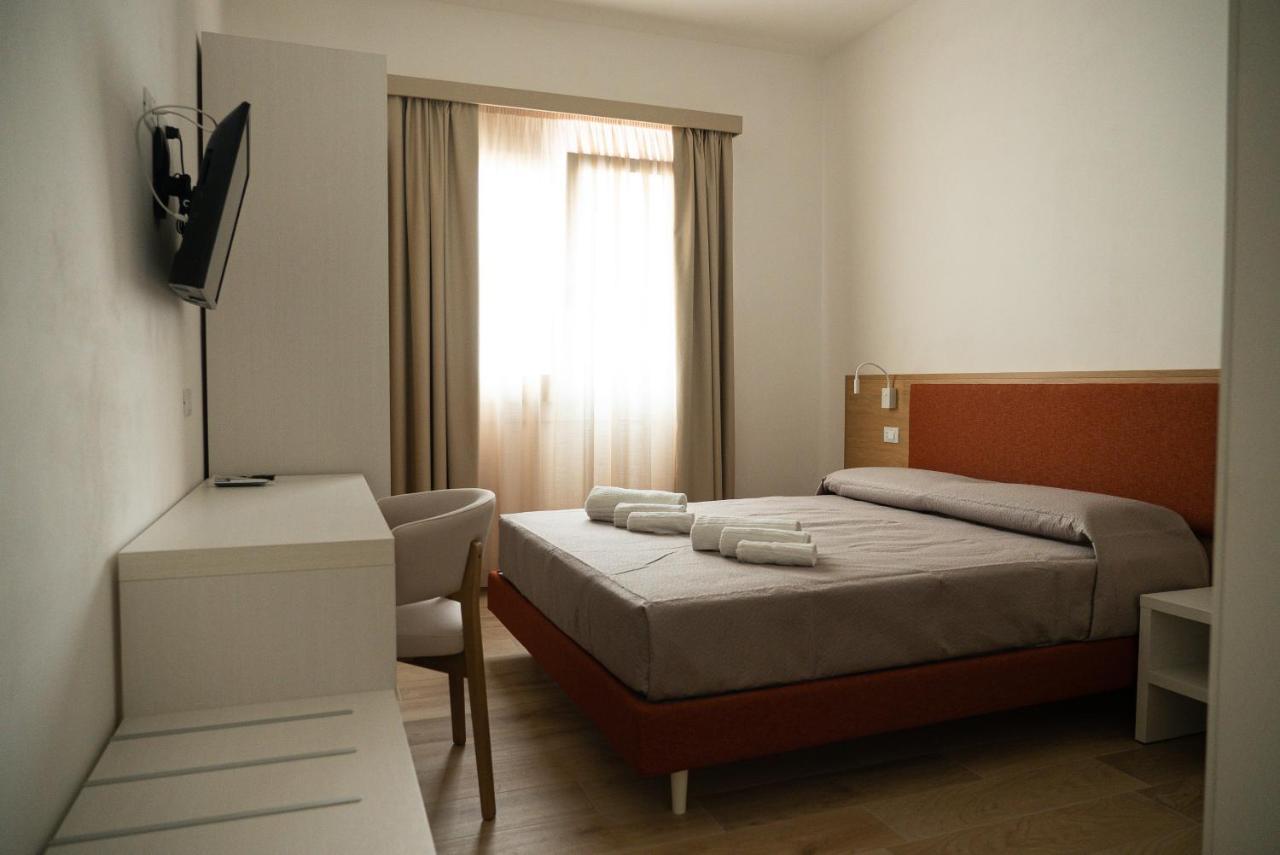 Hotel Butiko à Castelluzzo Extérieur photo
